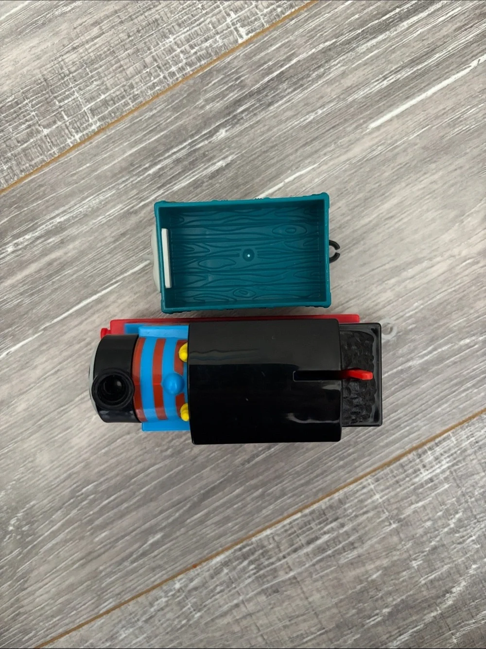 Motorized Muddy Farm Thomas & Troublesome Truck - All Engines Go Thomas & Friend